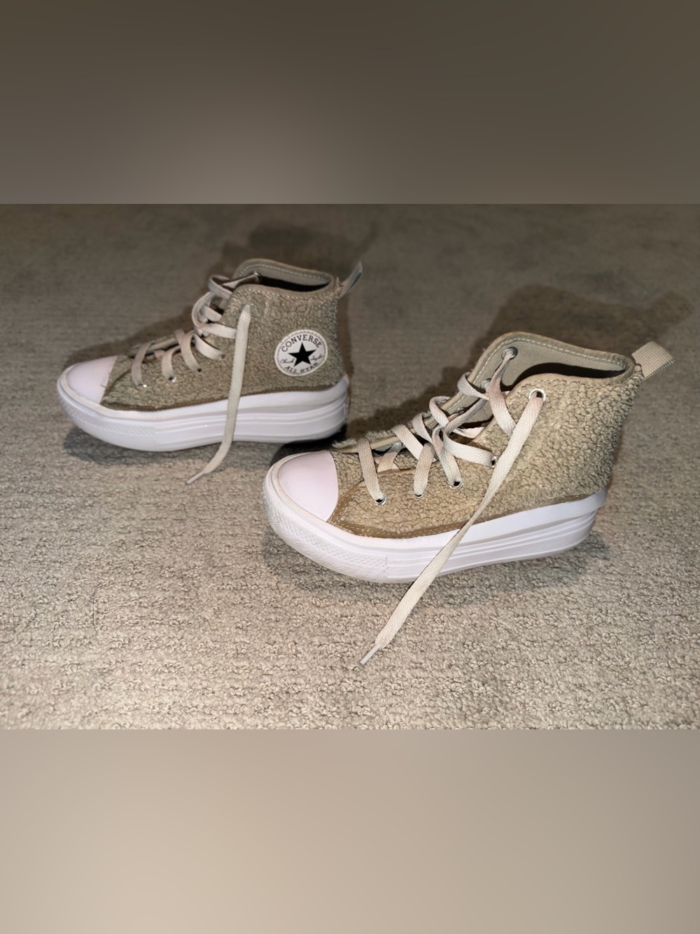 Kids Converse Chuck Taylor Platform Teddy Fleece High Top Sneakers Size 13